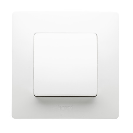Intrerupator simplu Legrand Niloe 396426, incastrat, rama inclusa, alb